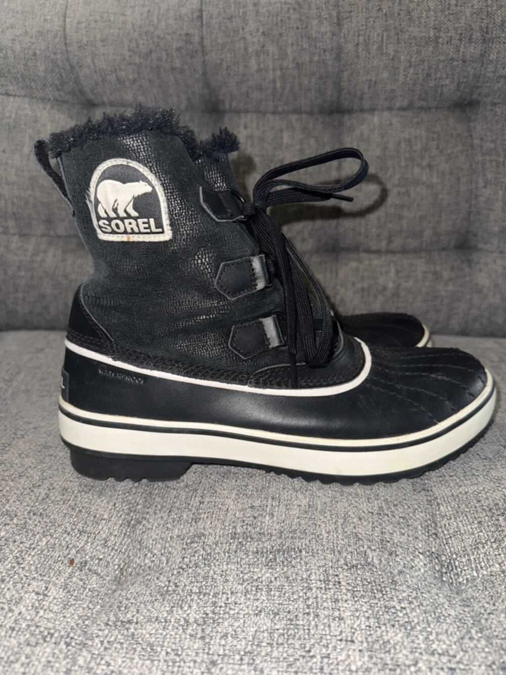 Sorel Tivoli snow boots women’s size 9